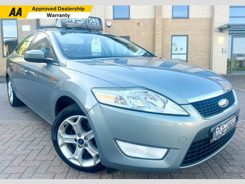 Ford Mondeo  2.0 Zetec Hatchback 5dr Petrol Manual (189 g/km, 1