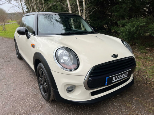 MINI Hatch  1.5 Cooper D 3-Door Hatch