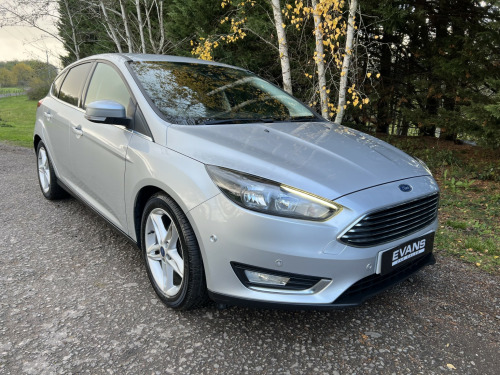 Ford Focus  1.0 T EcoBoost Titanium 