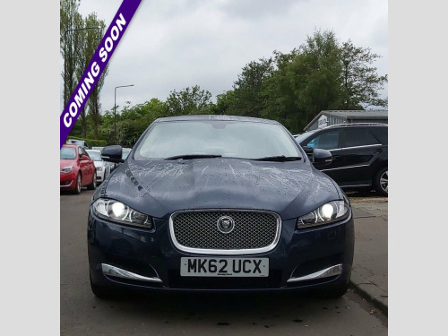 Jaguar XF  2.2 D PREMIUM LUXURY 4d 190 BHP SAT NAVIGATION + R 