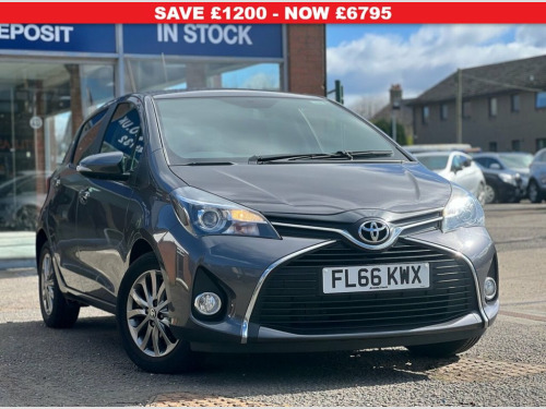 Toyota Yaris  1.3 VVT-I ICON 3d 99 BHP 