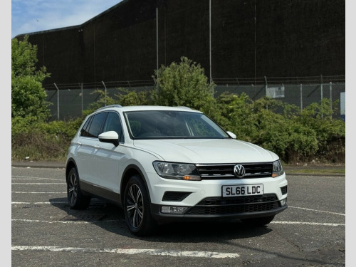 Volkswagen Tiguan  2.0 SE NAV TDI BMT 4MOTION DSG 5d 148 BHP