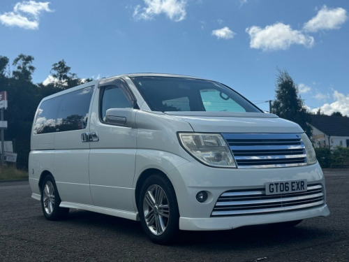 Nissan Elgrand  3.5 3.5 5d 