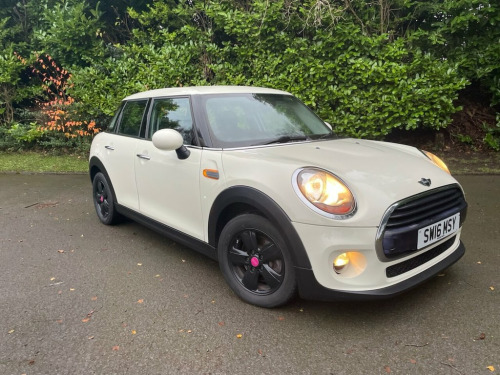 MINI Hatch  1.5 COOPER 5d 134 BHP