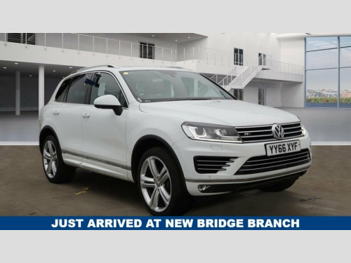 Volkswagen Touareg  3.0 TDI V6 BlueMotion Tech R-Line Plus SUV 5dr Die