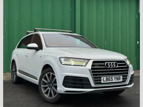 Audi Q7  3.0 TDI V6 S line SUV 5dr Diesel Tiptronic quattro