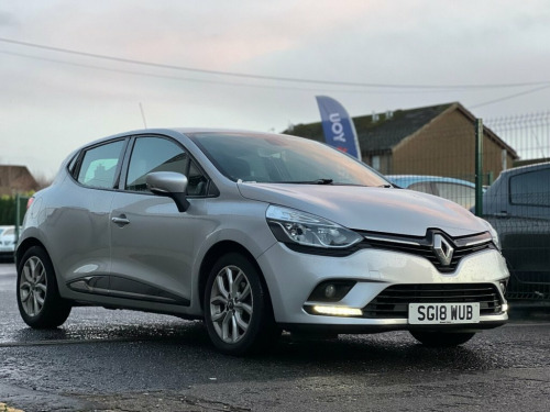 Renault Clio  0.9 TCe Dynamique Nav Hatchback 5dr Petrol Manual 