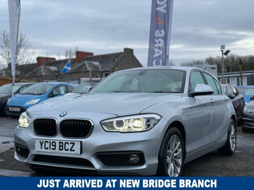 BMW 1 Series  1.5 118i SE Business Hatchback 5dr Petrol Auto Eur