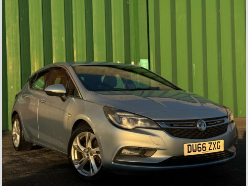 Vauxhall Astra  1.6 CDTi BlueInjection SRi Nav Hatchback 5dr Diese