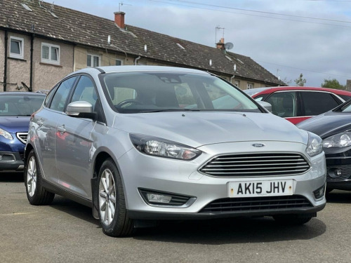 Ford Focus  1.0T EcoBoost Titanium Hatchback 5dr Petrol Manual