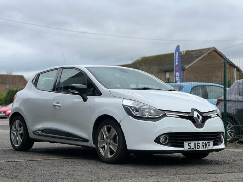 Renault Clio  0.9 TCe Dynamique Nav Hatchback 5dr Petrol Manual 