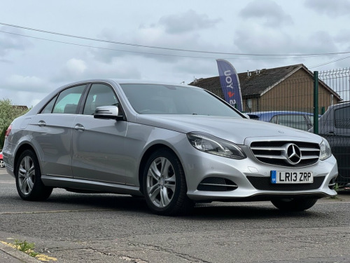 Mercedes-Benz E-Class E220 2.1 E220 CDI SE Saloon 4dr Diesel G-Tronic+ Euro 5