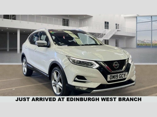 Nissan Qashqai  1.3 DIG-T N-Motion SUV 5dr Petrol Manual Euro 6 (s