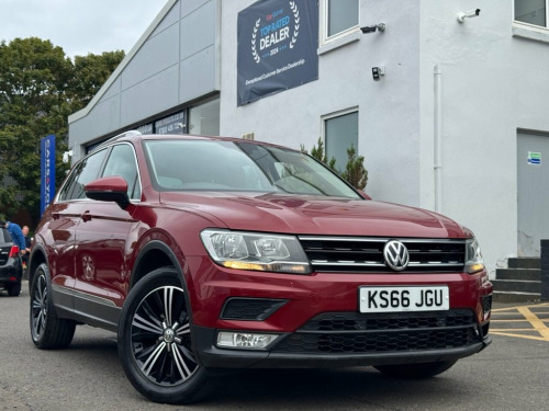 Volkswagen Tiguan  2.0 TDI BlueMotion Tech SE Navigation SUV 5dr Dies