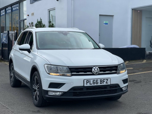 Volkswagen Tiguan  2.0 TDI BlueMotion Tech SE Navigation SUV 5dr Dies