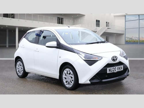 Toyota AYGO  1.0 VVT-i x-play Hatchback 5dr Petrol x-shift Euro