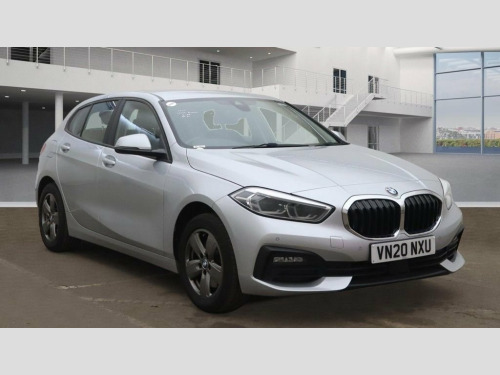 BMW 1 Series  1.5 118i SE Hatchback 5dr Petrol DCT Euro 6 (s/s) 