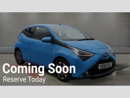 Toyota AYGO  1.0 VVT-i x-plore Hatchback 5dr Petrol Manual Euro 