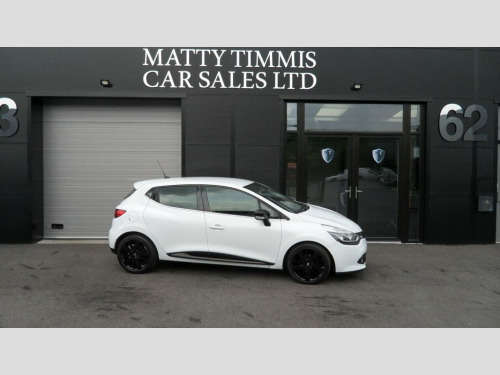 Renault Clio  1.5 dCi Dynamique S MediaNav Hatchback 5dr Diesel 