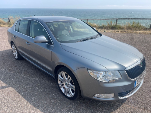 Skoda Superb  2.0 TDI Elegance DSG 4WD Euro 5 5dr