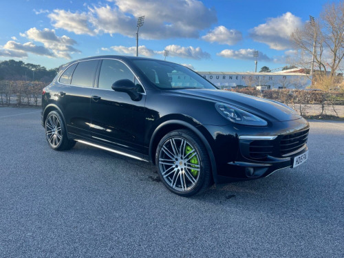 Porsche Cayenne  3.0 V6 E-Hybrid S