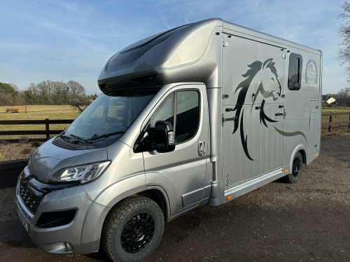 Citroen Relay  2.2 BlueHDi 3.5T Horsebox