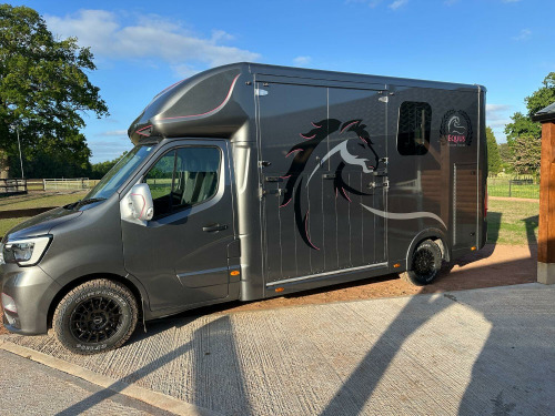 Renault Master Horsebox 3.5t