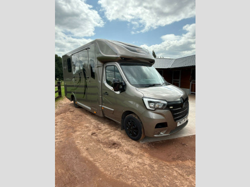 Renault Master  2.3 Manual 6 Seat 3.5T Horsebox