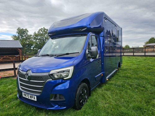 Renault Master  3.5T Equus Horsebox