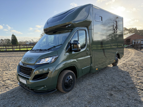 Peugeot Boxer  2.2 BlueHDi 335 Professional 
