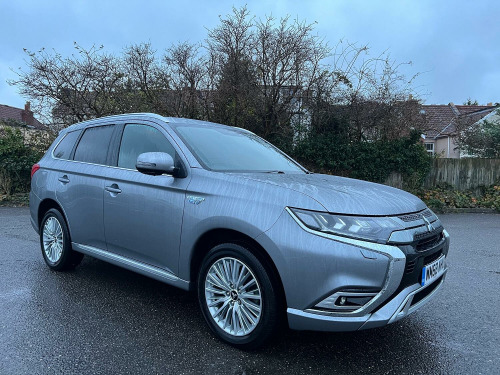 Mitsubishi Outlander  2.4 h TwinMotor 13.8kWh 4h