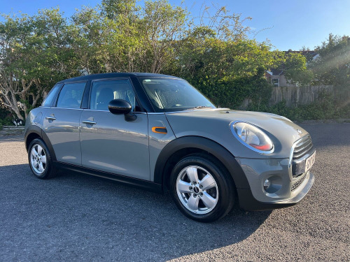 MINI Hatch  1.5 5-Door Hatch Cooper