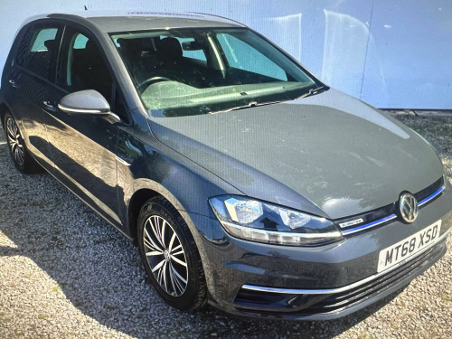Volkswagen Golf  1.5 TSI EVO SE Nav