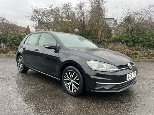 Volkswagen Golf  1.0 TSI SE 
