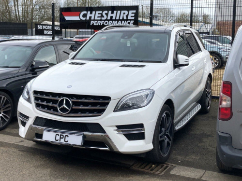 Mercedes-Benz M-Class ML350 3.0 ML350 V6 BlueTEC AMG Line 5dr - Sliding Panoramic Roof+Elec Heated Leat