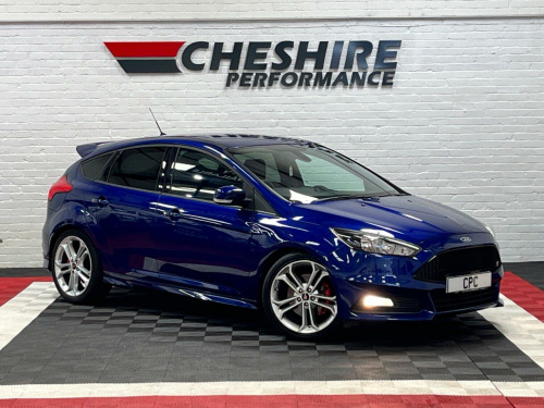 Ford Focus  2.0 T EcoBoost ST-2