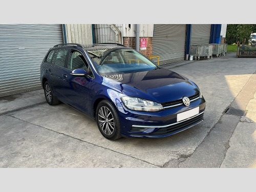 Volkswagen Golf  1.6 TDI BlueMotion Tech SE Nav 5dr