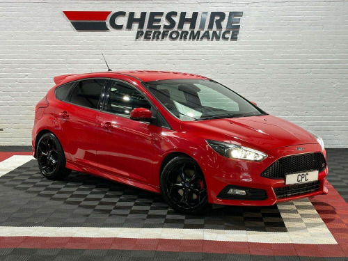 Ford Focus  2.0 TDCi ST-3 SYNC REAR CAMERA HEATED LEATHER LOW MILES  RACE RED