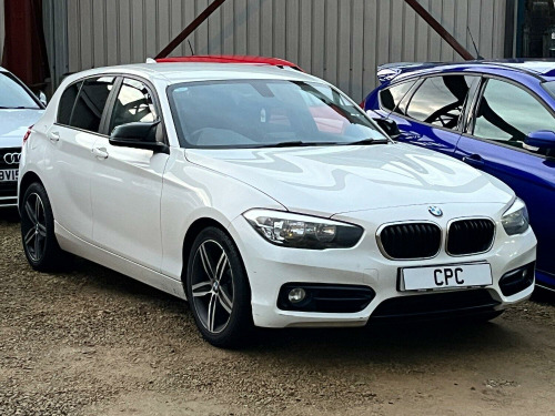 BMW 1 Series  1.5 118i Sport 5dr- 1 Owner