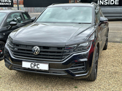 Volkswagen Touareg 3.0 TSI V6 Black Edition 5dr - 1 Owner+Pan Roof+Keyless+Camera+Elec Seats+3