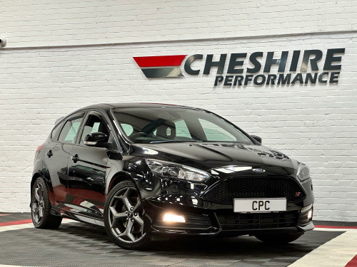 Ford Focus  2.0 T EcoBoost ST-3 5dr - 2 Owners+Heated Leather+Reverse Cam+Carbon+Elec S