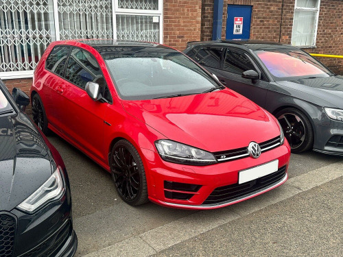 Volkswagen Golf  2.0 TSI BlueMotion Tech R PANORAMICROOF+DISCONAV+CARPLAY+DYNAUDIO+DCC+RARE3