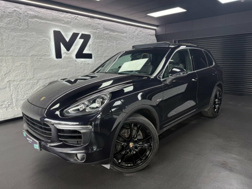 Porsche Cayenne  3.0 TD V6 SUV 5dr Diesel TiptronicS 4WD Euro 6 (s/