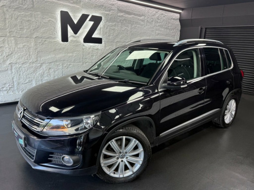 Volkswagen Tiguan  2.0 TDI BlueMotion Tech Sport SUV 5dr Diesel Manua