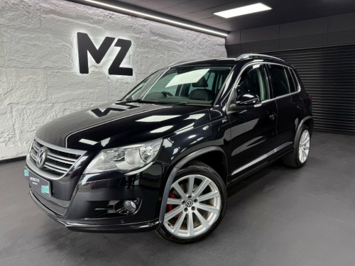 Volkswagen Tiguan  2.0 TDI R-Line SUV 5dr Diesel Manual 4WD Euro 5 (1