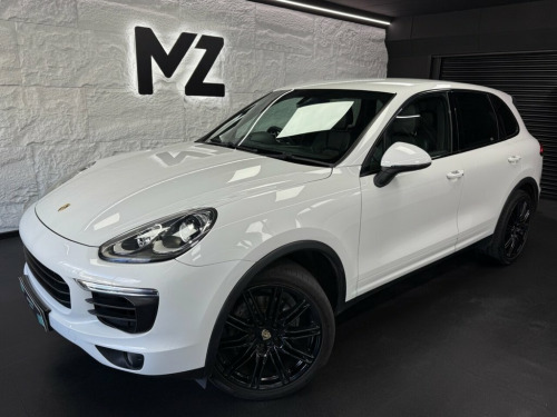 Porsche Cayenne  3.0 TD V6 SUV 5dr Diesel TiptronicS 4WD Euro 6 (s/