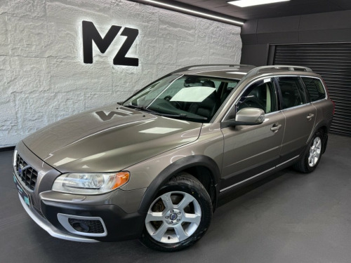 Volvo XC70  2.4 D5 SE Lux Estate 5dr Diesel Geartronic AWD Eur
