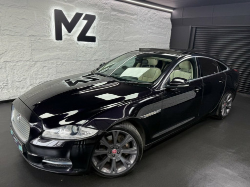 Jaguar XJ  3.0d V6 Portfolio Saloon 4dr Diesel Auto Euro 5 (s