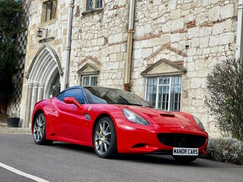 Ferrari California FERRARI CALIFORNIA F1 4.3 V8 2+2 AUTO 30 SPEC + ROSSO RED + ULTIMATE SPEC