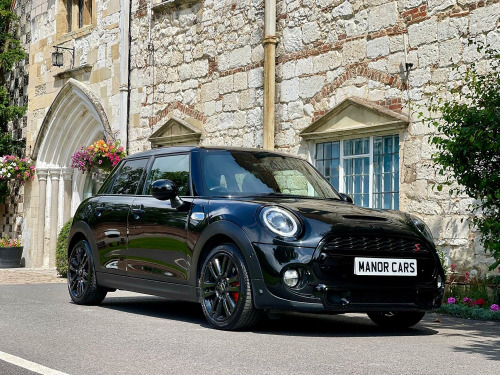 MINI Hatch  2019 19 MINI COOPER S EXCLUSIVE 2.0 AUTO 5dr Hatchback Petrol  ** JCW STYLI